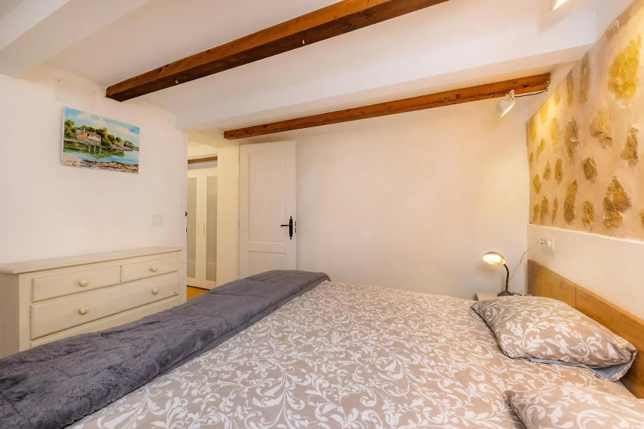 Cel Pins Villa Porto Petro  Holiday home